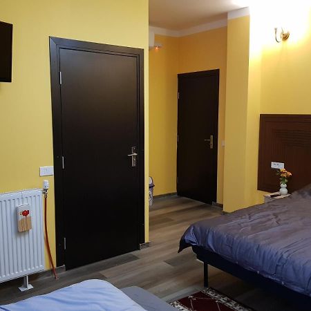 Hotel Restaurant La Passione Tecuci Zewnętrze zdjęcie