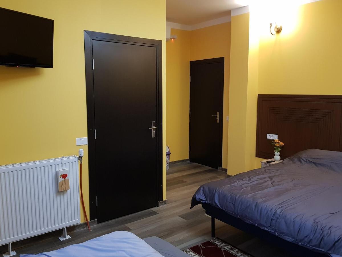 Hotel Restaurant La Passione Tecuci Zewnętrze zdjęcie