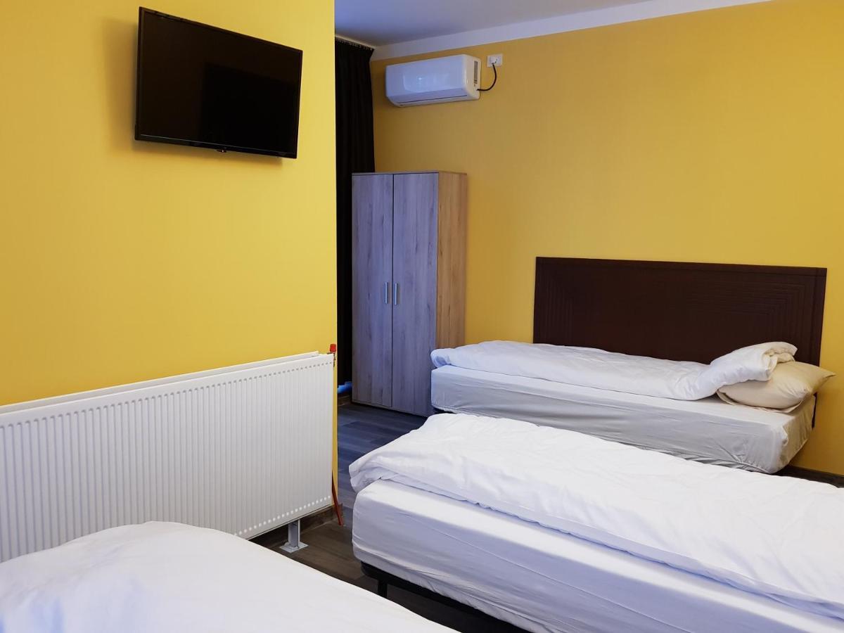 Hotel Restaurant La Passione Tecuci Zewnętrze zdjęcie
