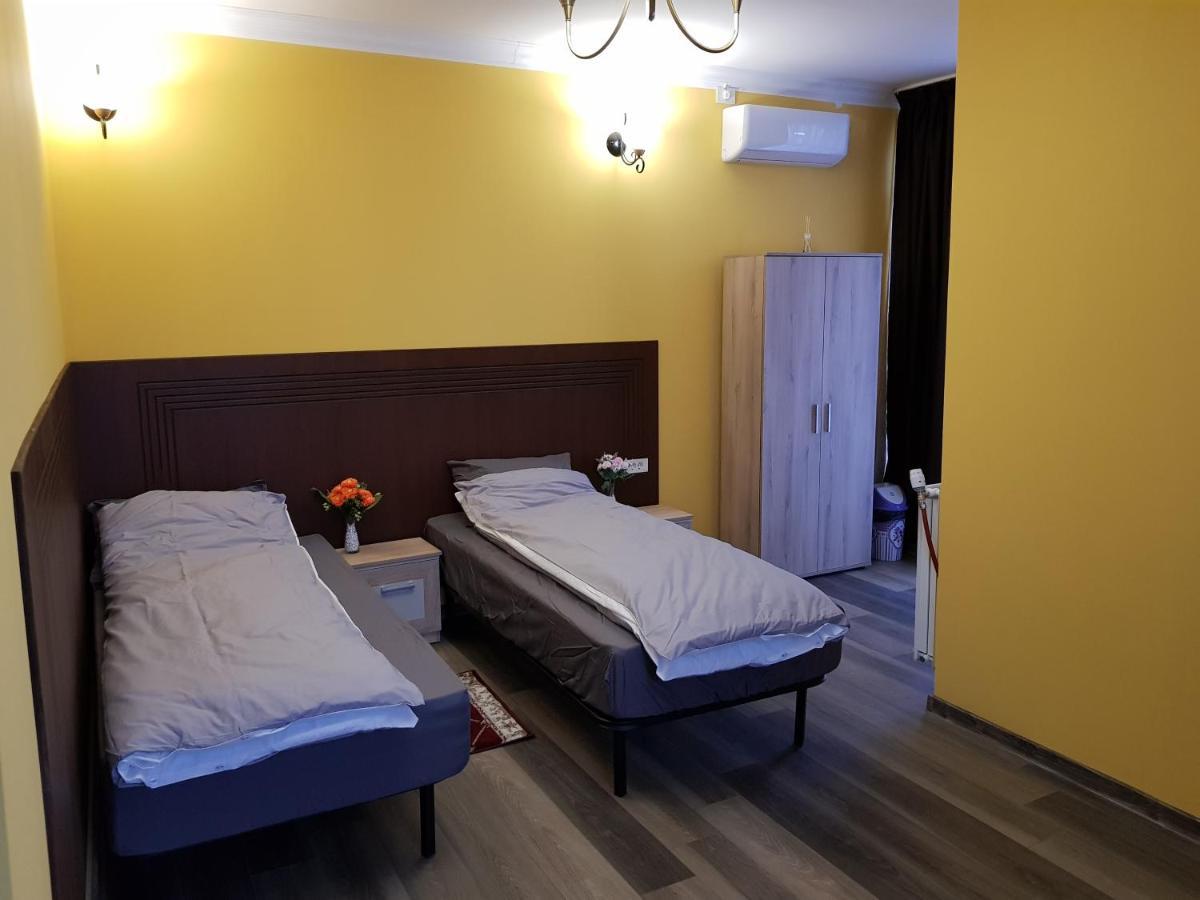 Hotel Restaurant La Passione Tecuci Zewnętrze zdjęcie